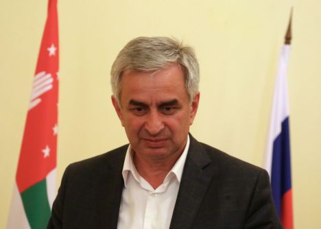 Абхазия, президент, выборы, митинги, протест, отставка