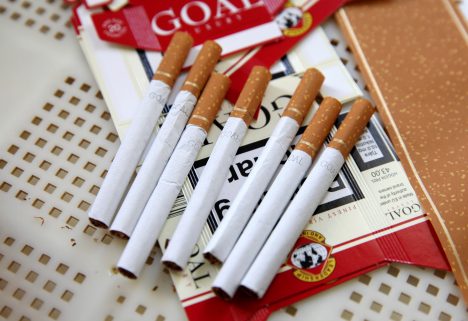 сбыт сигарет, табак, незаконный оборот, уголовная ответственность, Сейм
