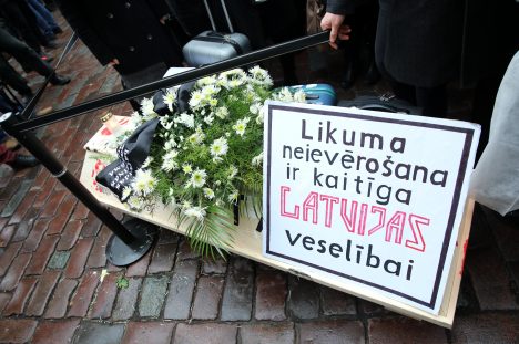 Baltic news,News from Latvia,BNN.LV,BNN-NEWS.COM,BNN-NEWS.RU, медики, протест, забастовка, зарплаты, бюджет 2020, Сейм, финансирование, здравоохранение