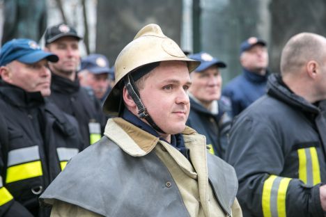 Baltic news,News from Latvia,BNN.LV,BNN-NEWS.COM,BNN-NEWS.RU, Литва, пожарные, пикет, зарплаты