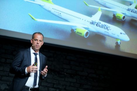airBaltic, режим ЧС, Covid-19, экономический кризис, спад, Мартин Гаусс, господдержка