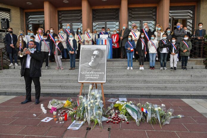 убийство учителя, Франция, карикатуры, школа, свобода слова