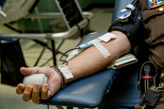 доноры крови, донорство, группа крови, бесплатный кофе